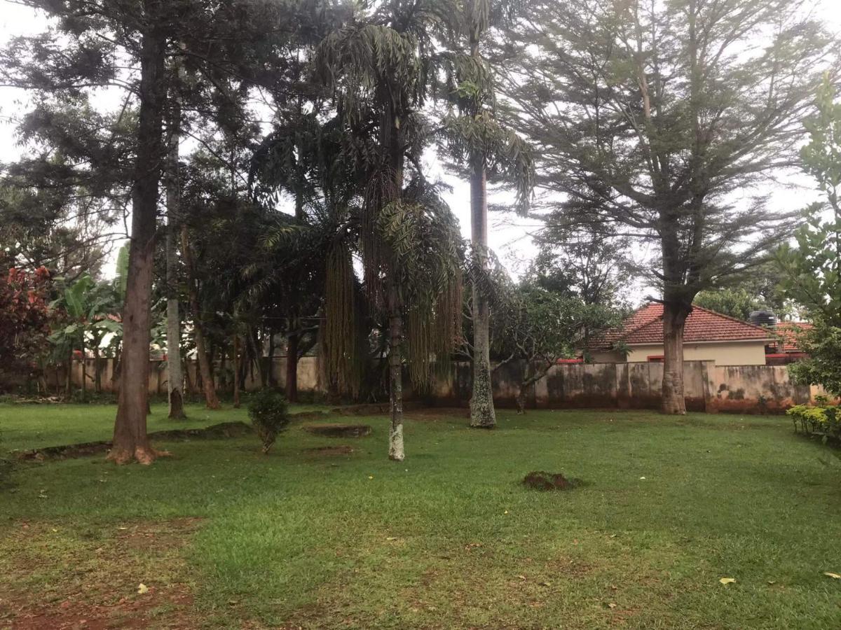 Homestaystudio62 Jinja Exterior photo
